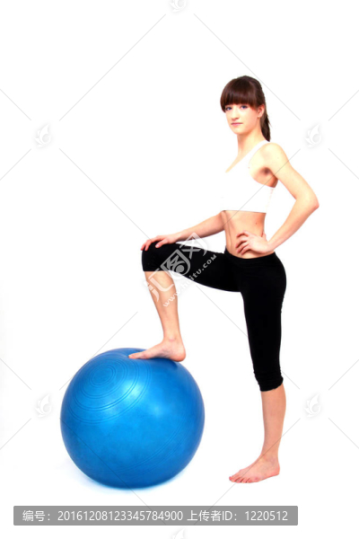 年輕美麗的女人是做運動
