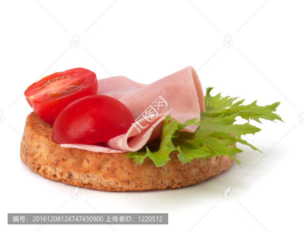 健康三明治配蔬菜和煙熏火腿
