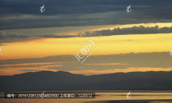 當(dāng)太陽落下