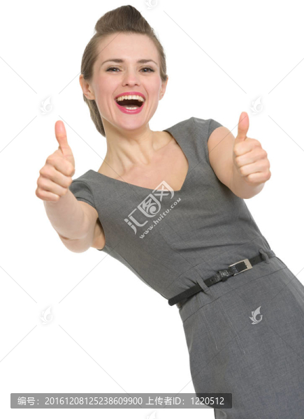 幸福的女人豎起大拇指