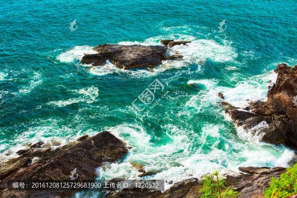 巖石區(qū)沖浪