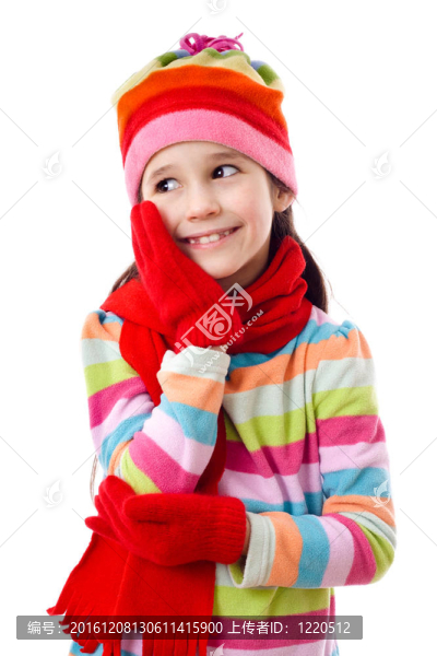 冬天穿衣服的女孩