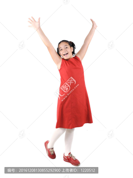 可愛的小女孩穿著紅衣服冒充分離；
