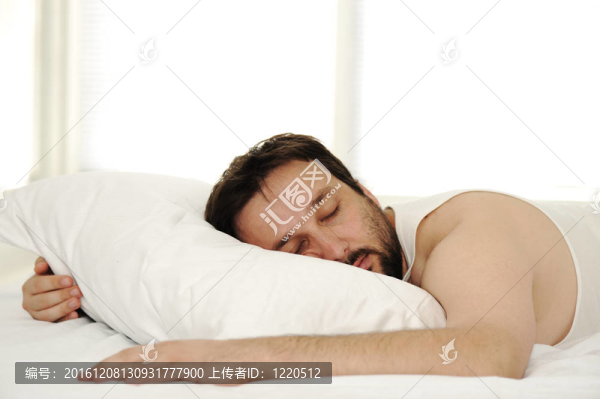 睡床人；早晨時間