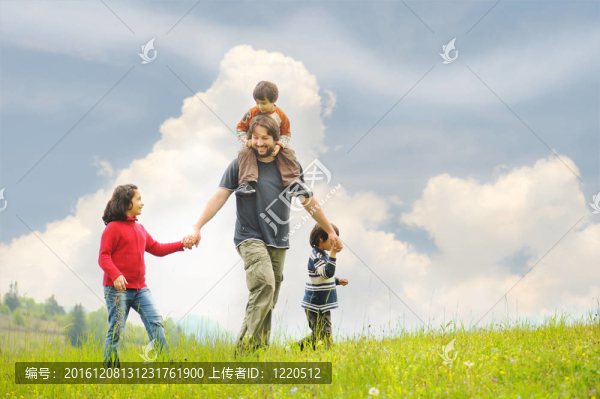 父親與孩子；幸福在一起