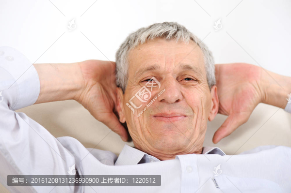 家中老人輕松愉快