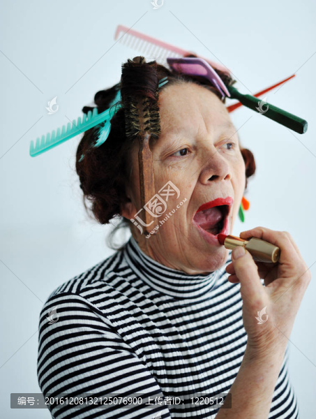 高級女性唇膏