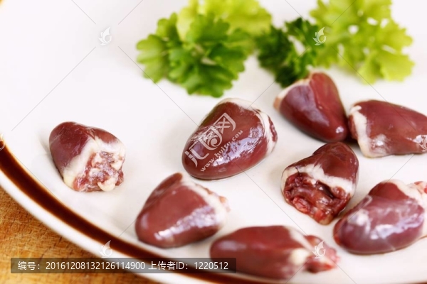 鮮乳鴿的內(nèi)臟