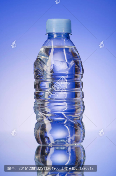水瓶作為健康飲品的概念