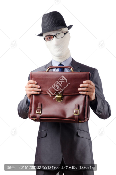 男人被醫(yī)用繃帶