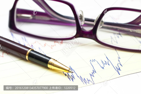 股票圖表與財(cái)務(wù)會(huì)計(jì)