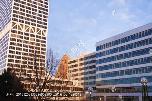 早上爾沃基輕型建筑。