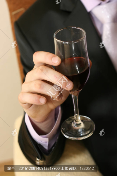 新郎敬酒