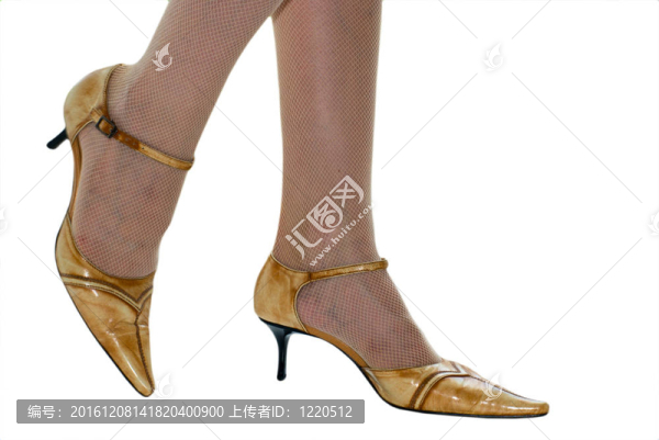 鞋中女腳