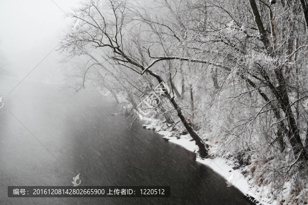 暴風(fēng)雪河