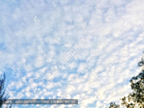 天空