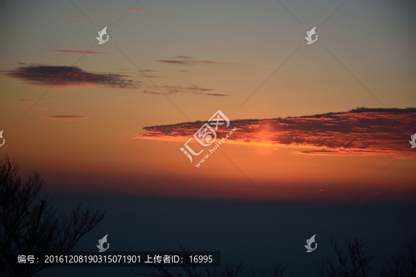 天目山日出