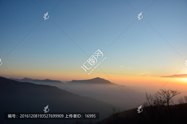 天目山日出