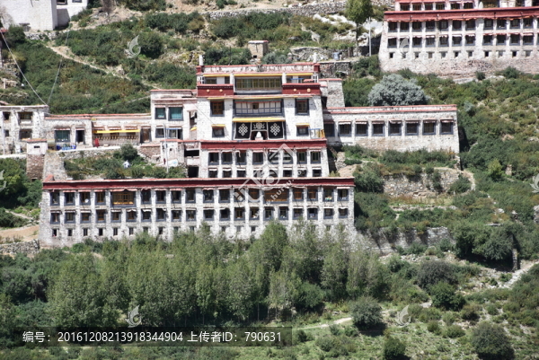 甘丹寺建筑特寫