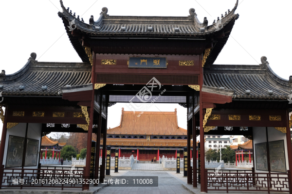 和縣,戲門