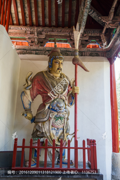 古代武將塑像