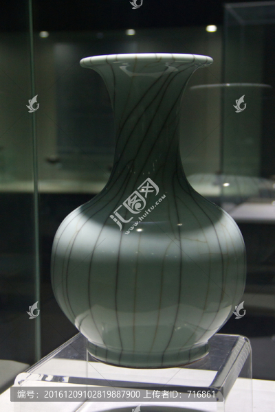 仿哥窯瓶