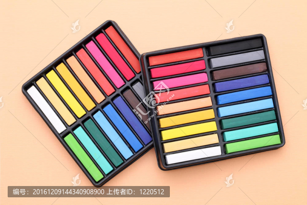 五顏六色的蠟筆