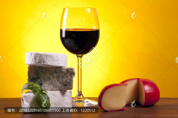 奶酪和葡萄酒組合物