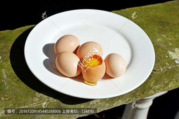 土雞蛋