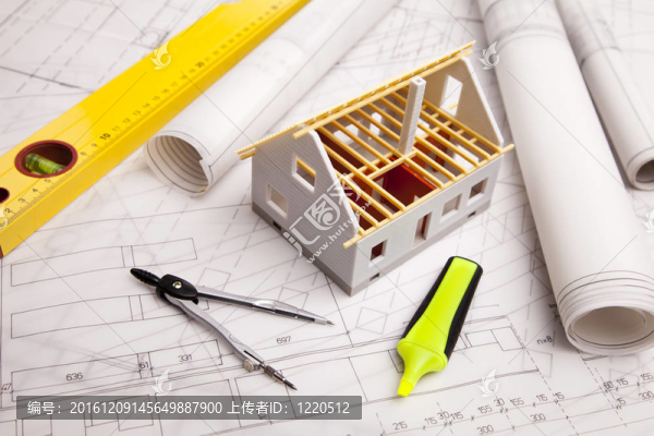 在圖紙上建造工具