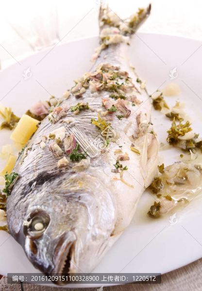 烤鯛魚(yú)