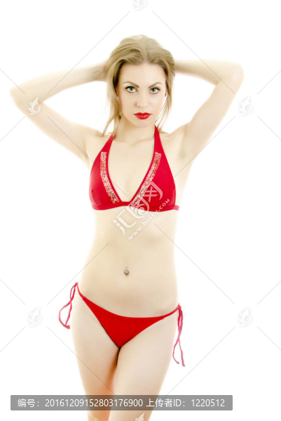 漂亮的女孩在紅色泳裝冒充。白色隔離。