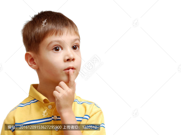 白色背景下的兒童夢