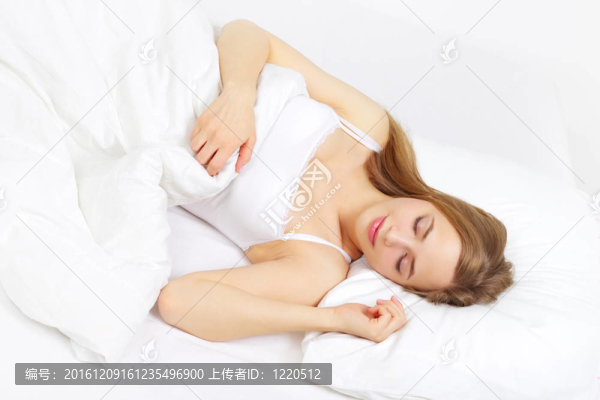 熟睡的女孩
