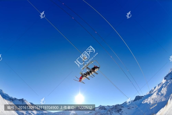滑雪纜車