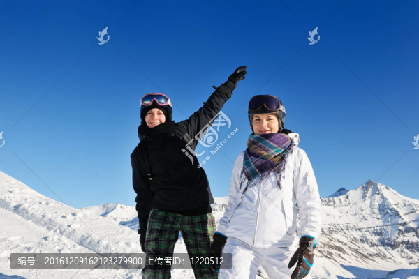 冬季朋友滑雪的畫像