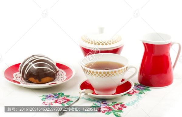 紙托蛋糕精美的茶具