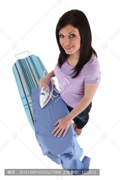衣服的女子