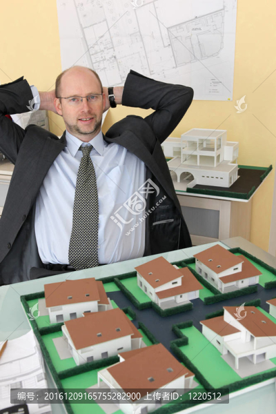 具有樣板房的建筑師