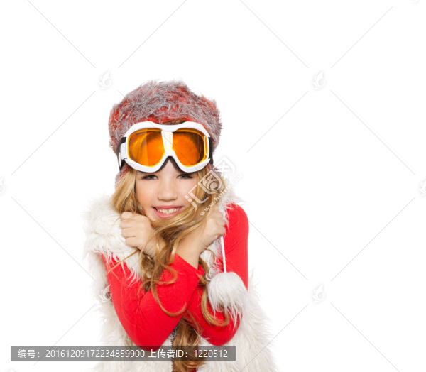 帶雪冬眼鏡和白苔的小女孩