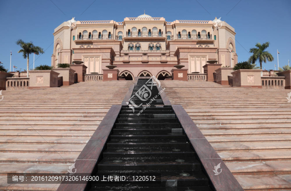 酋長國宮殿在阿布扎比；阿拉伯聯(lián)合酋長國