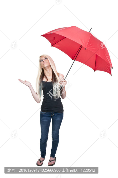女子拿著雨傘