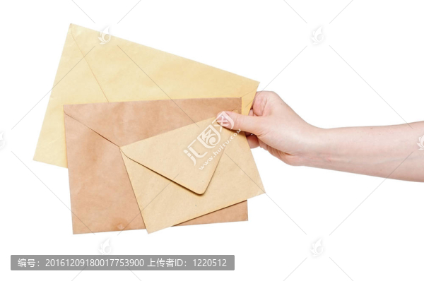白色背景上孤立的黃色信封