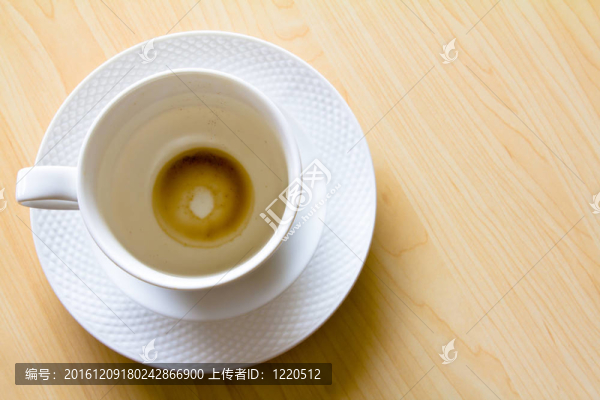 空杯咖啡