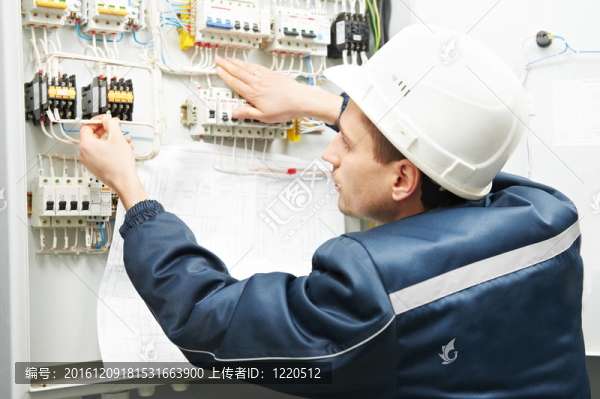 電力線盒繪圖電工
