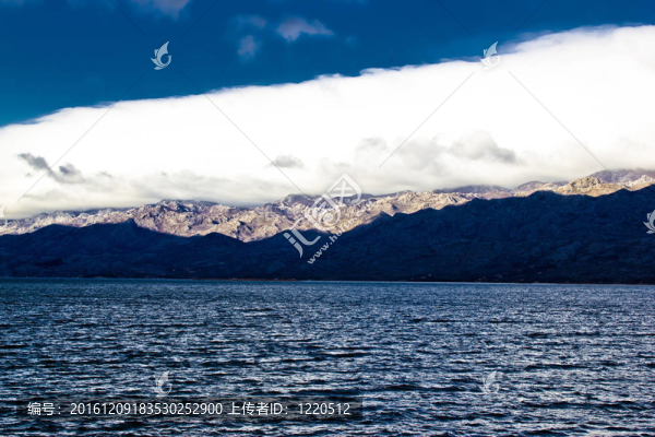 韋萊比特山山與海的天氣層