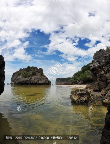 許多風(fēng)景如畫的小島