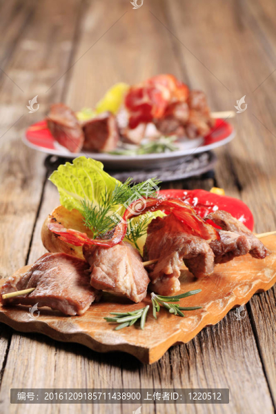 烤羊肉串