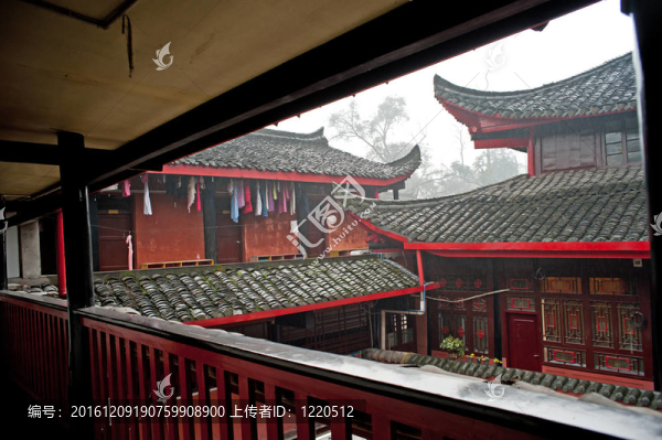 如來(lái)佛祖的四川峨眉寺