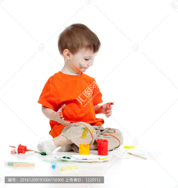可愛的臟孩子與油漆